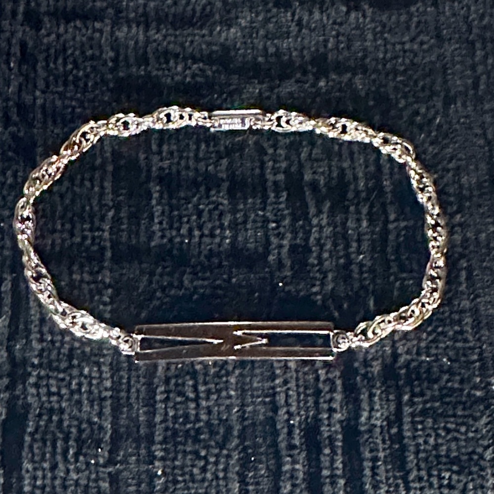 Vintage Dante’ Silver-Tone Abstract Initial M Bracelet
